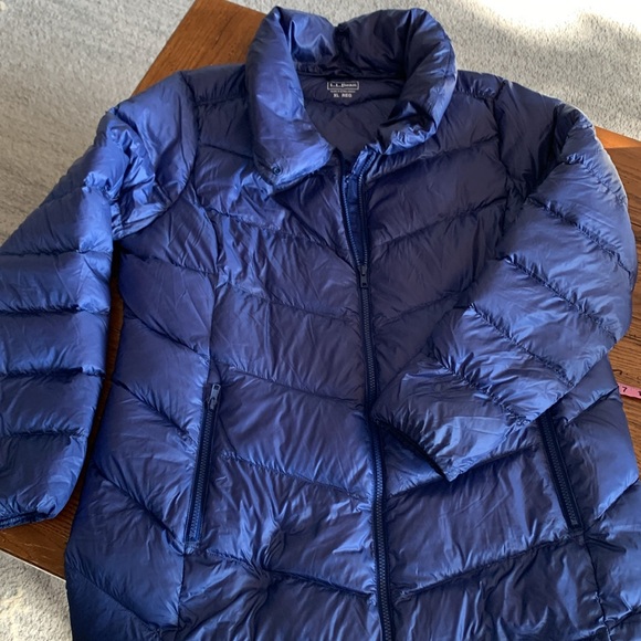 L.L. Bean DownTek 800 Lightweight Down Puffer Coat  Blue Packable Jacket Size XL - Picture 14 of 14